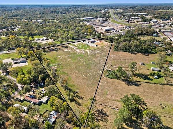 1 Acre of Commercial Land for Sale in Palestine, Texas