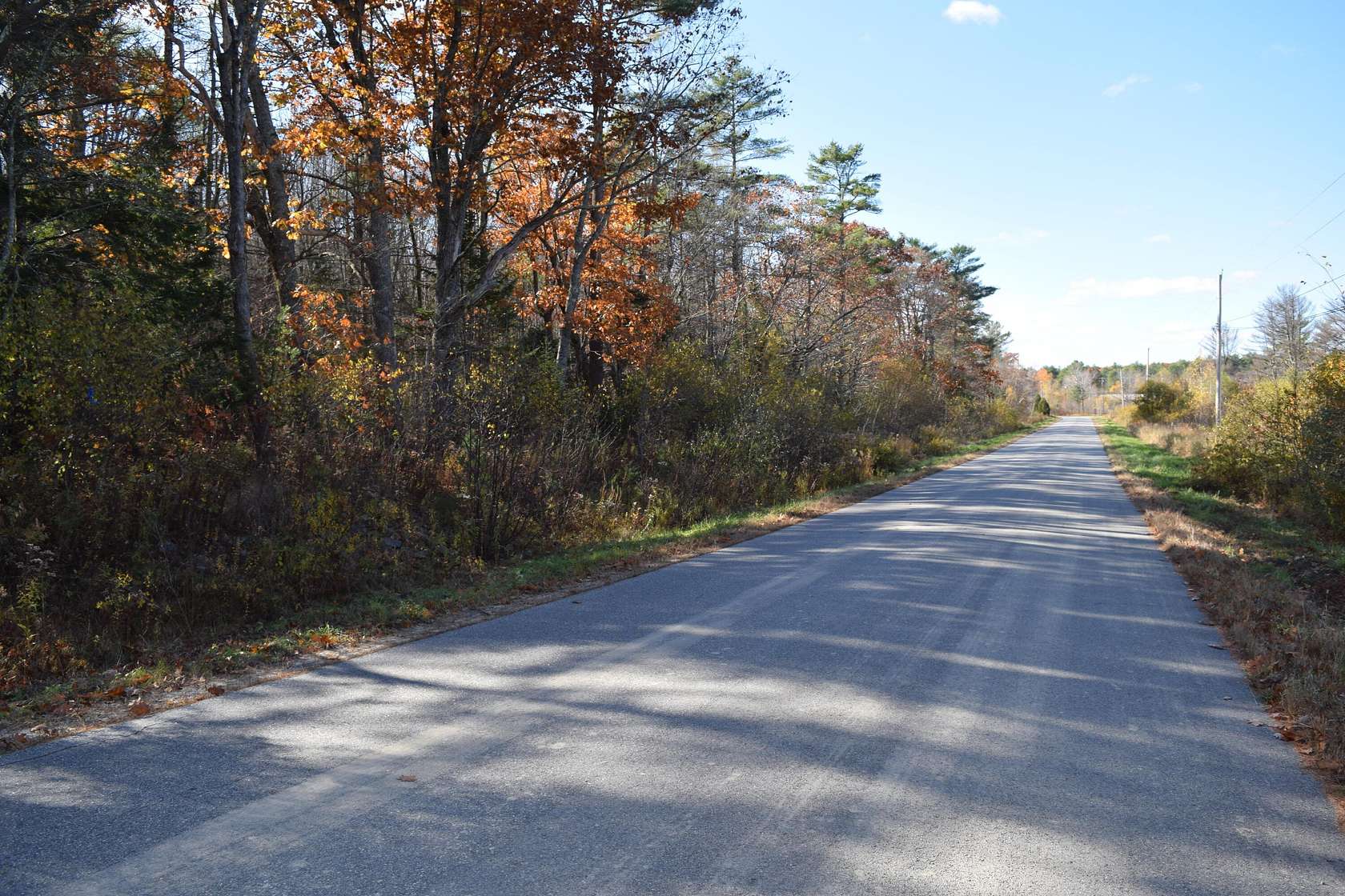 1.59 Acres of Residential Land for Sale in West Gardiner Town, Maine