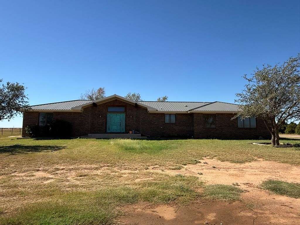 4 Acres of Residential Land with Home for Sale in Stanton, Texas