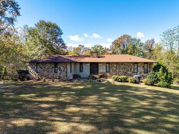 3.23 Acres of Residential Land with Home for Sale in Campobello, South Carolina