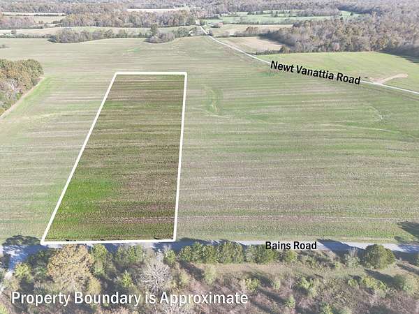 9 Acres of Residential Land for Sale in Hillsboro, Tennessee