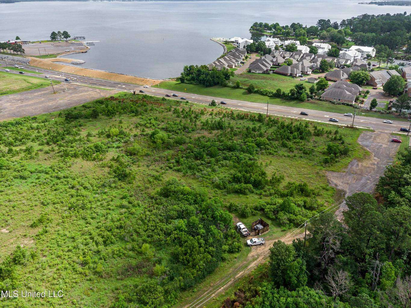 27 Acres of Commercial Land for Sale in Brandon, Mississippi