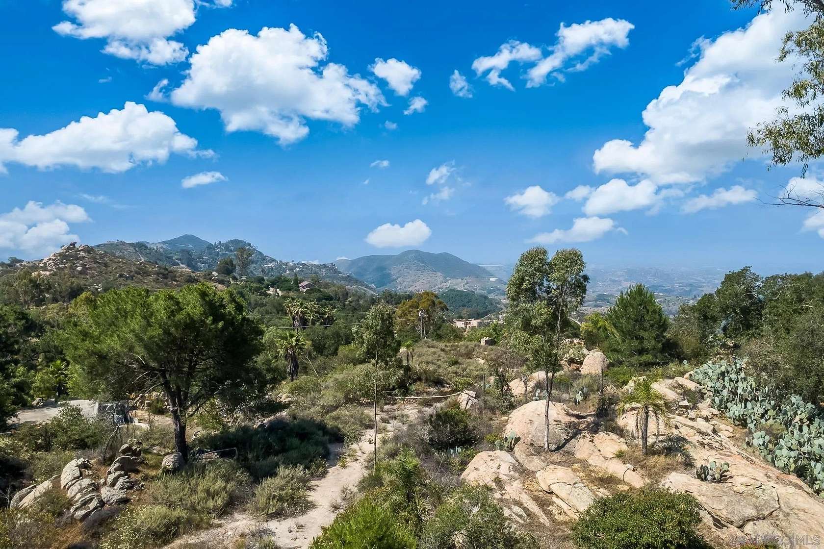 1.75 Acres of Land for Sale in Fallbrook, California