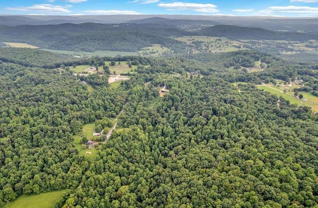 15 Acres of Land for Sale in Sparta, Tennessee
