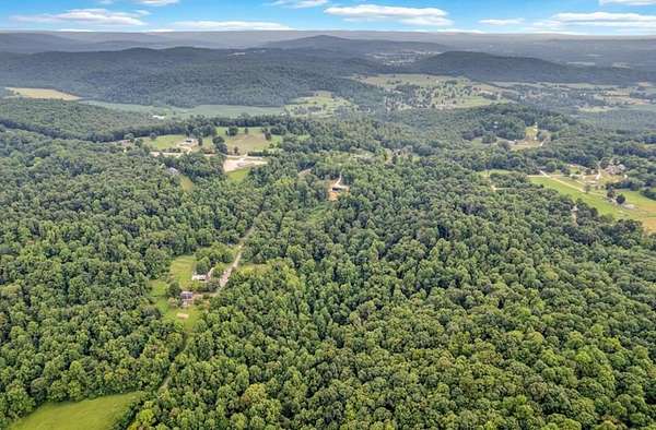 15 Acres of Land for Sale in Sparta, Tennessee