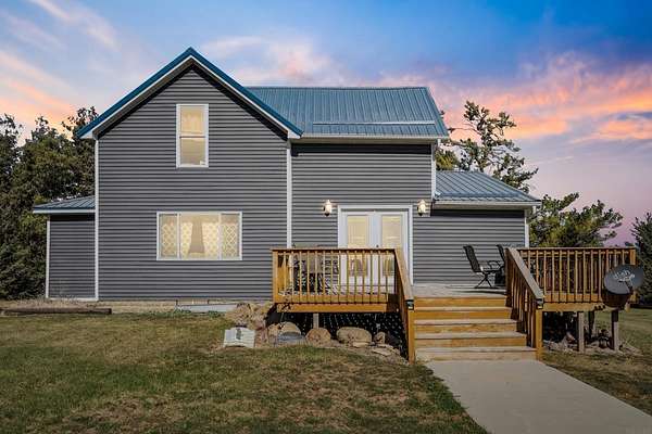 9.2 Acres of Land with Home for Sale in Independence, Iowa