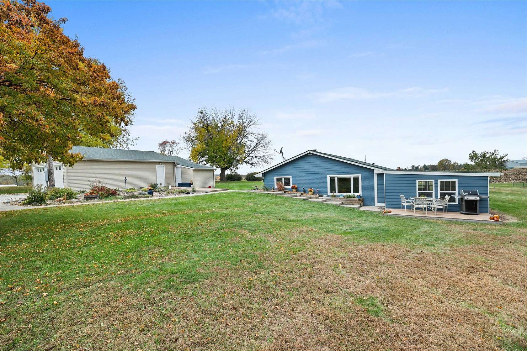 2 Acres of Residential Land with Home for Sale in Norwalk, Iowa