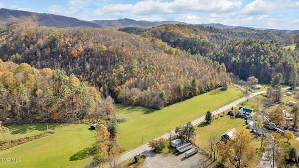 10.7 Acres of Recreational Land for Sale in Laurel Bloomery, Tennessee