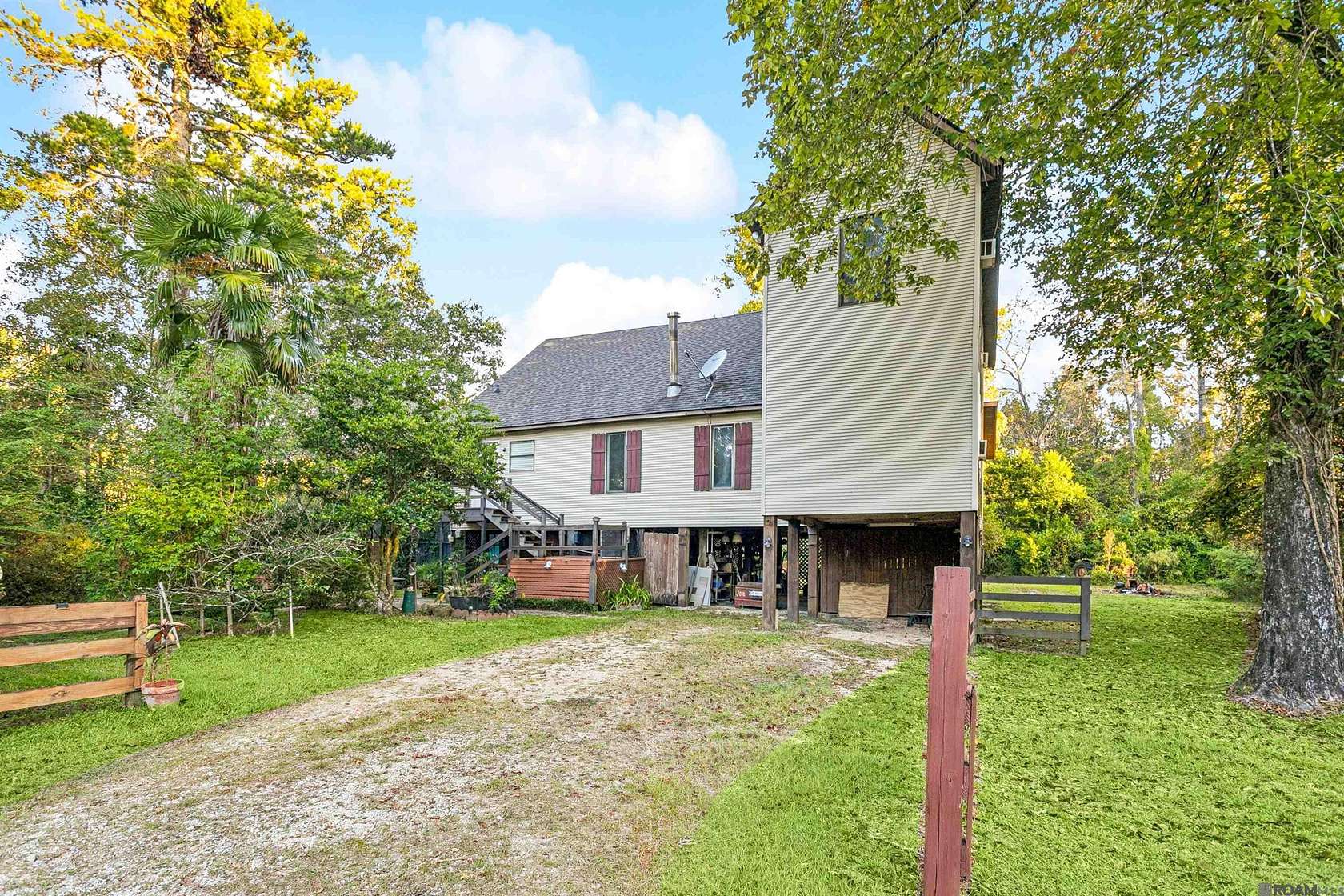 2.9 Acres of Residential Land with Home for Sale in Holden, Louisiana