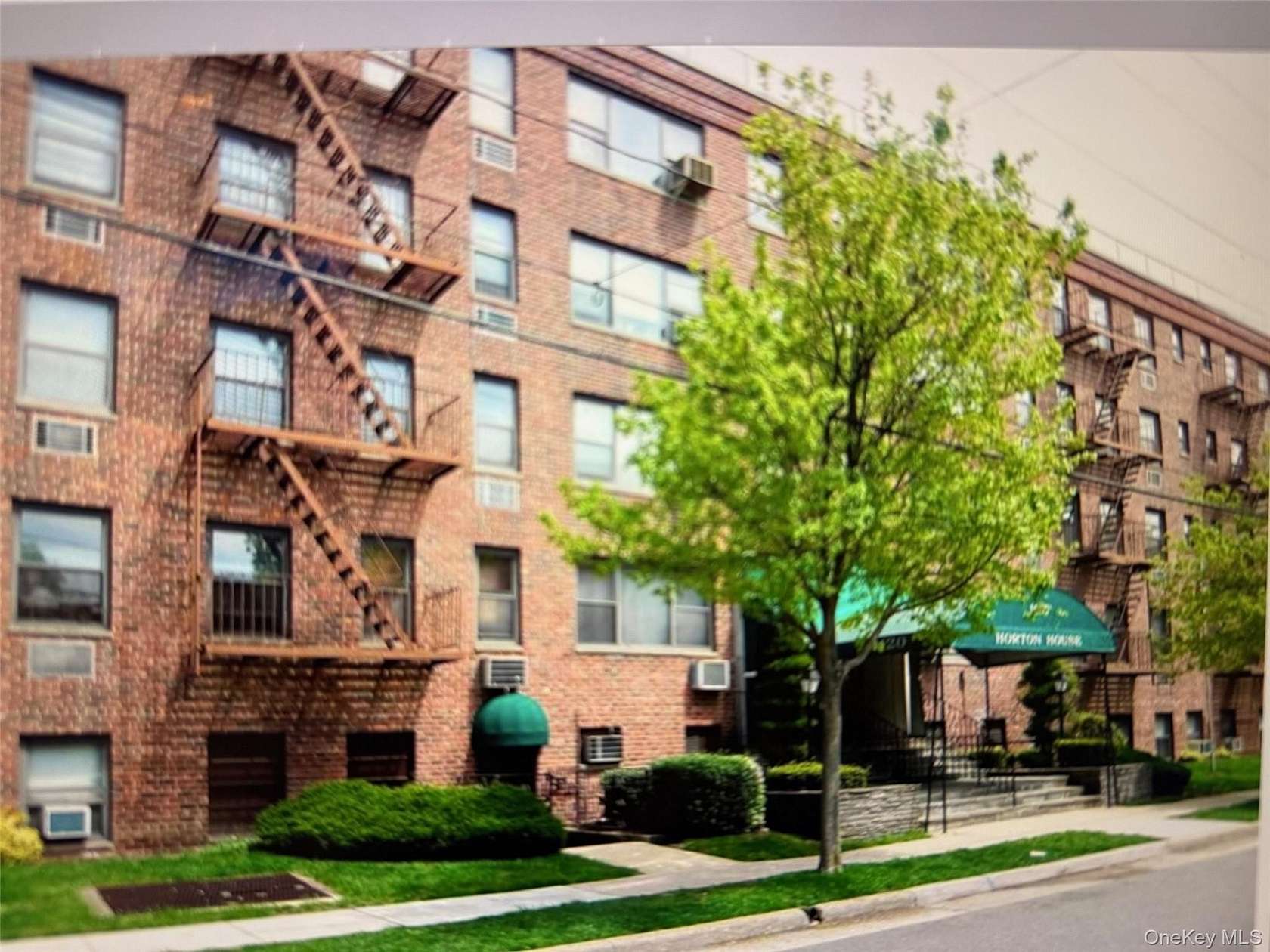 0.54 Acres of Improved Land for Sale in Mineola, New York