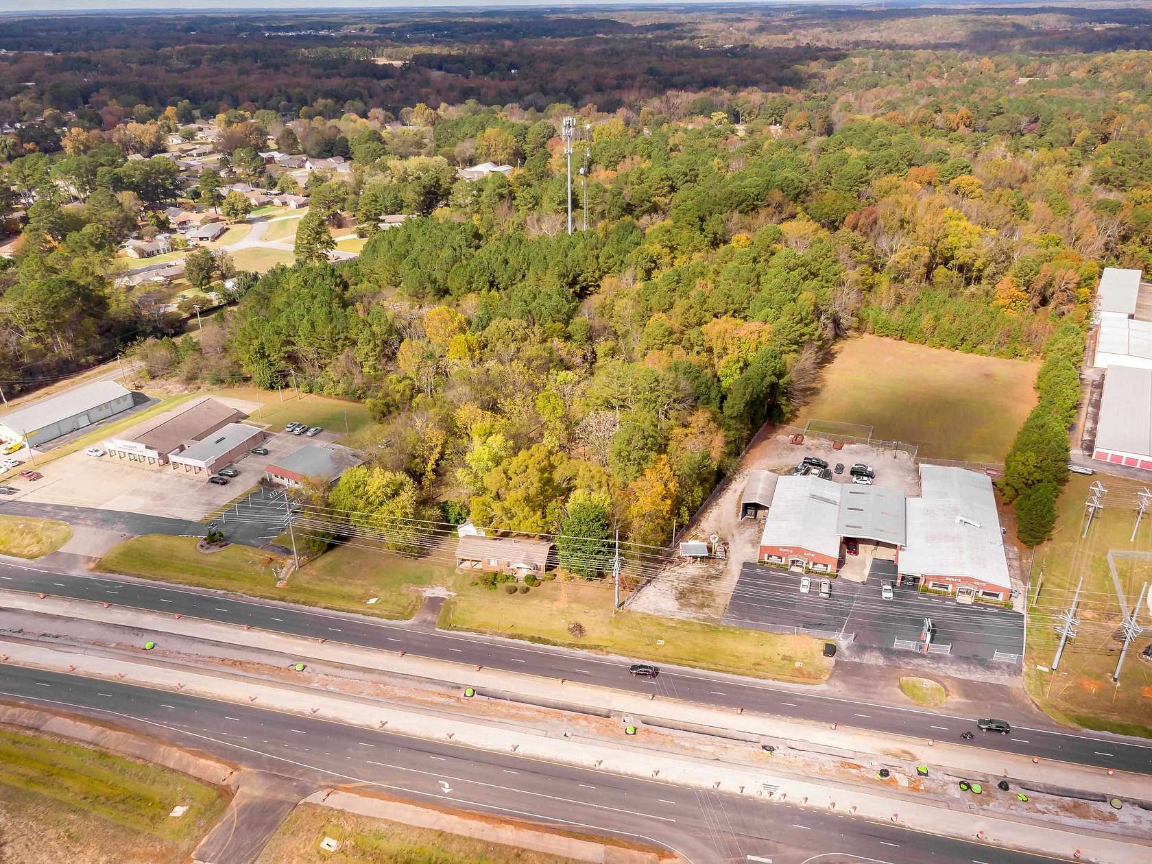 3.19 Acres of Improved Mixed-Use Land for Sale in Florence, Alabama