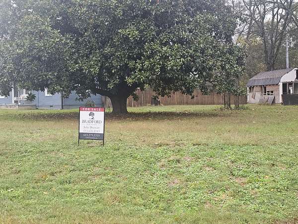 0.56 Acres of Residential Land for Sale in Old Hickory, Tennessee
