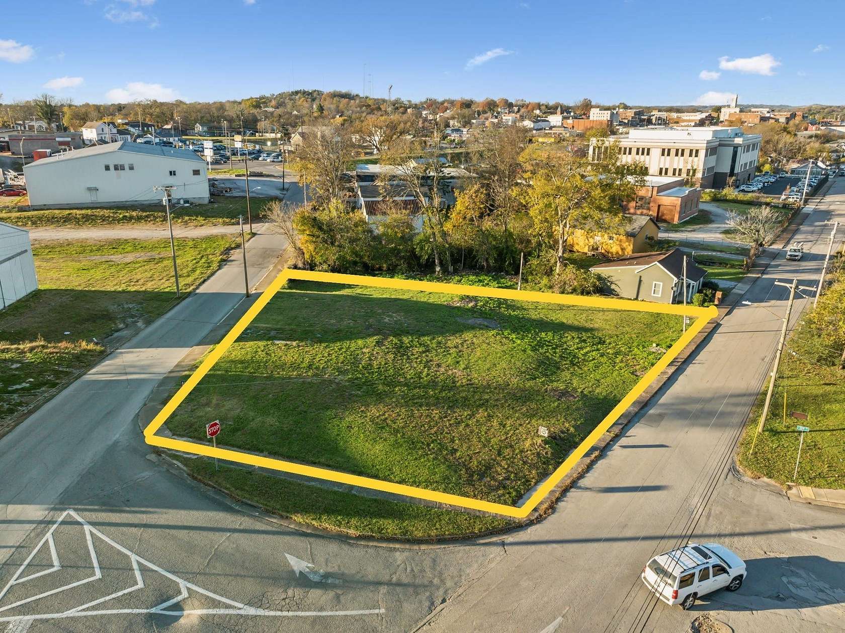 0.44 Acres of Commercial Land for Sale in Columbia, Tennessee