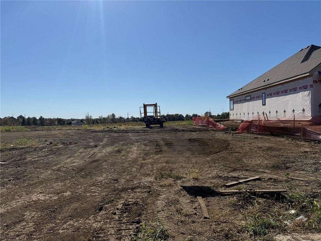 0.23 Acres of Residential Land for Sale in Leawood, Kansas