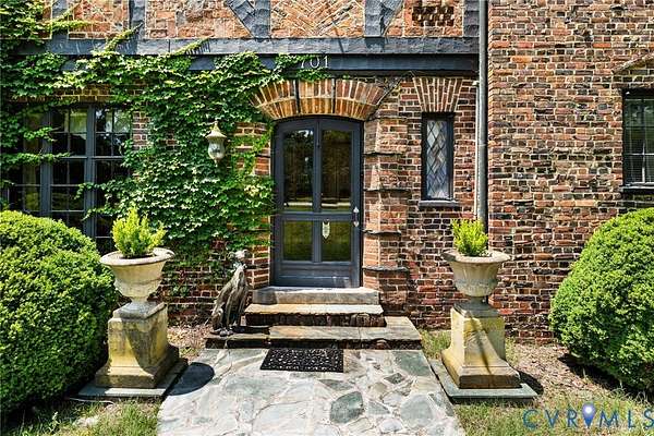 3 Acres of Residential Land with Home for Sale in Hopewell, Virginia