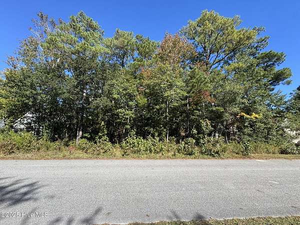 0.47 Acres of Residential Land for Sale in Hampstead, North Carolina