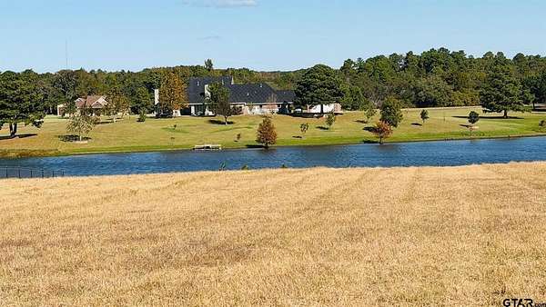 1.26 Acres of Residential Land for Sale in Lindale, Texas