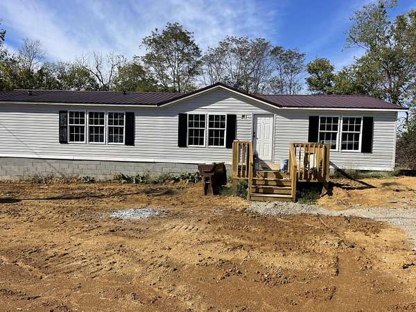 2.2 Acres of Residential Land with Home for Sale in Berry, Kentucky