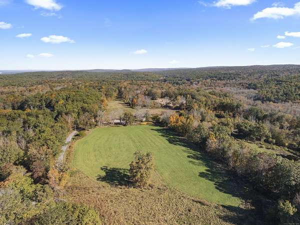 102 Acres of Agricultural Land for Sale in Killingly Town, Connecticut