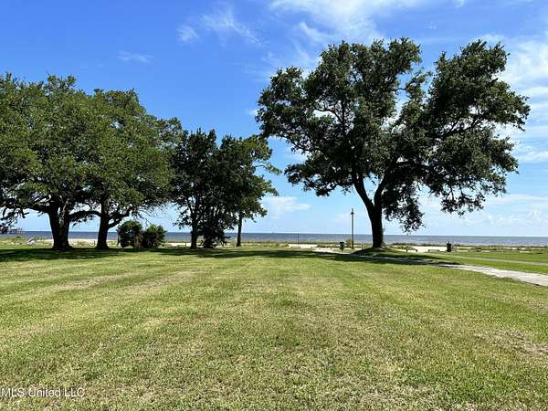 1 Acre of Residential Land for Sale in Pascagoula, Mississippi