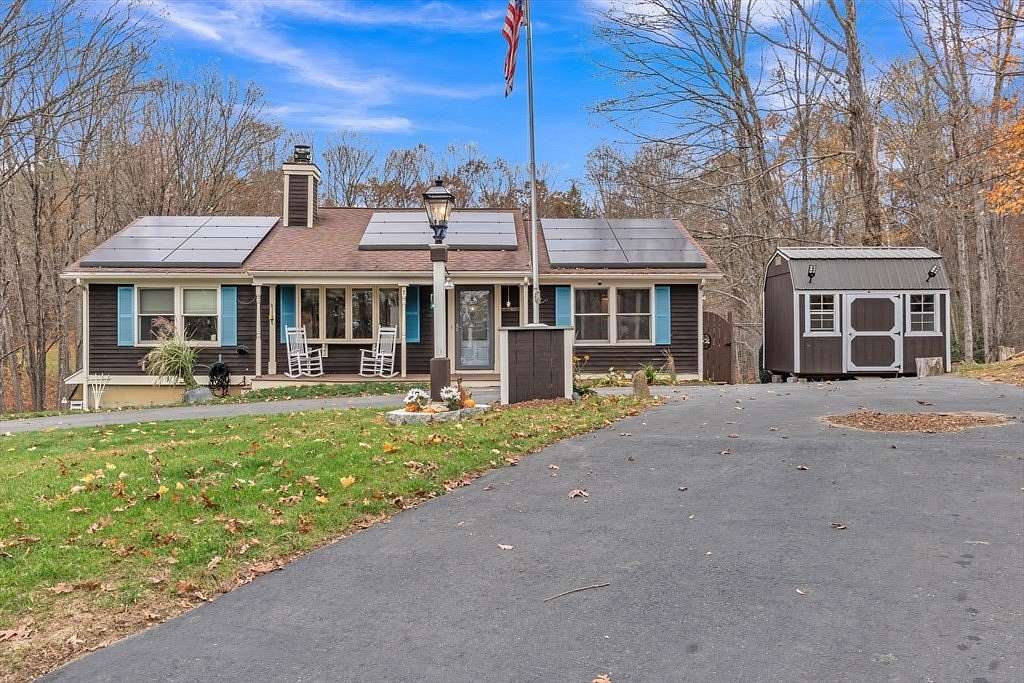 2.76 Acres of Residential Land with Home for Sale in Holland, Massachusetts