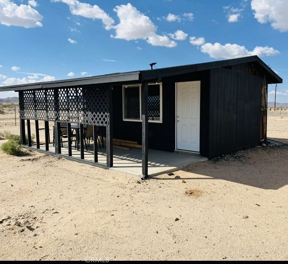 2.5 Acres of Improved Residential Land for Sale in Twentynine Palms, California