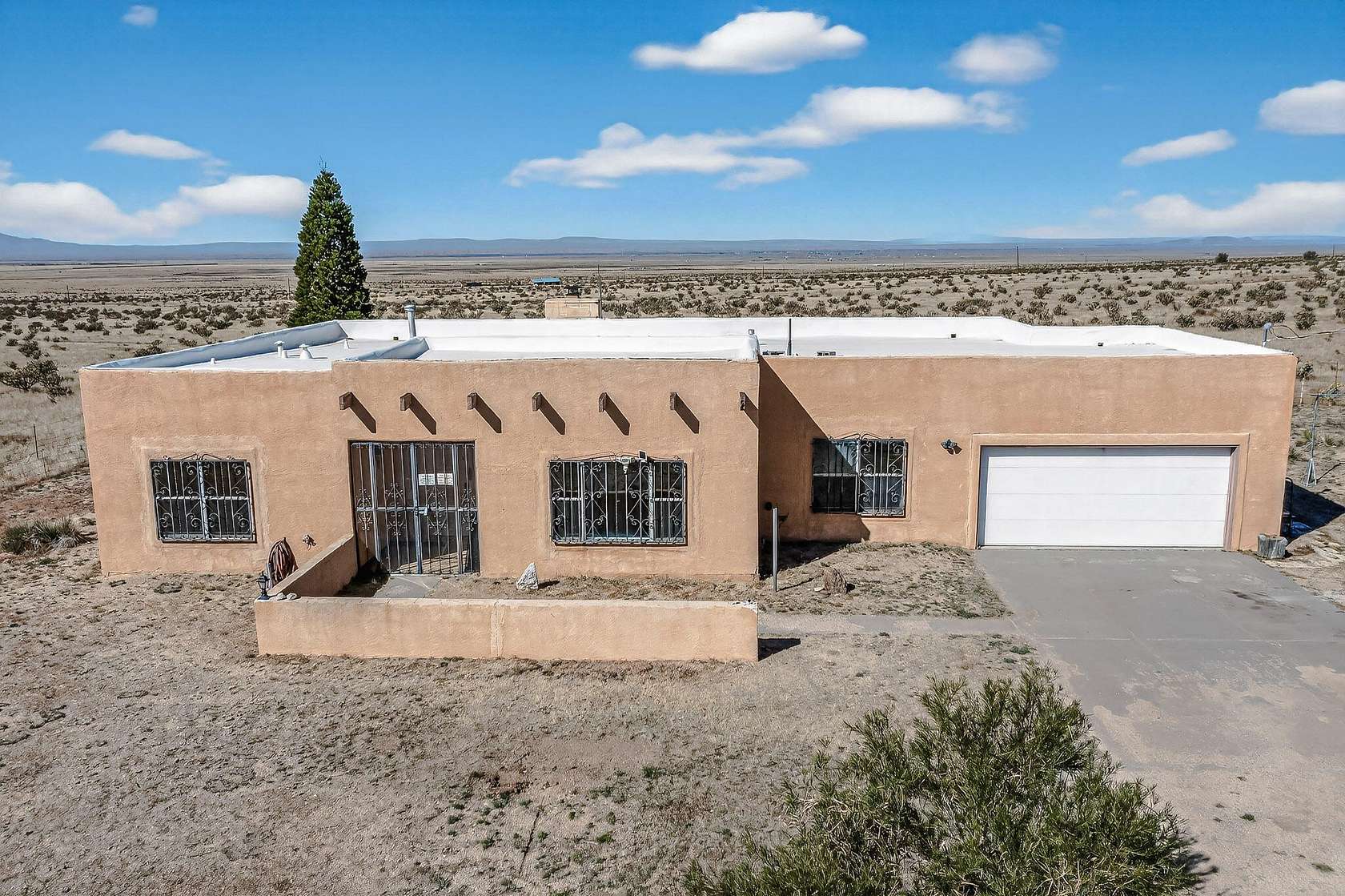 16.4 Acres of Land with Home for Sale in Belen, New Mexico