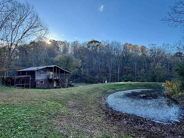 106 Acres of Land with Home for Sale in Walton, West Virginia