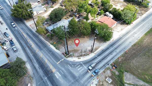 0.12 Acres of Mixed-Use Land for Sale in San Antonio, Texas