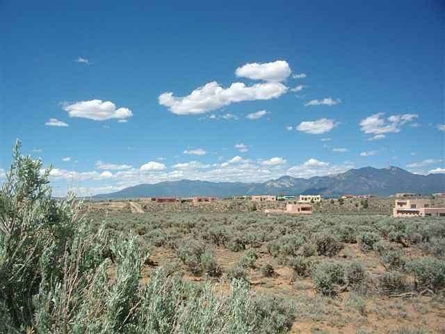 1.25 Acres of Residential Land for Sale in Ranchos de Taos, New Mexico