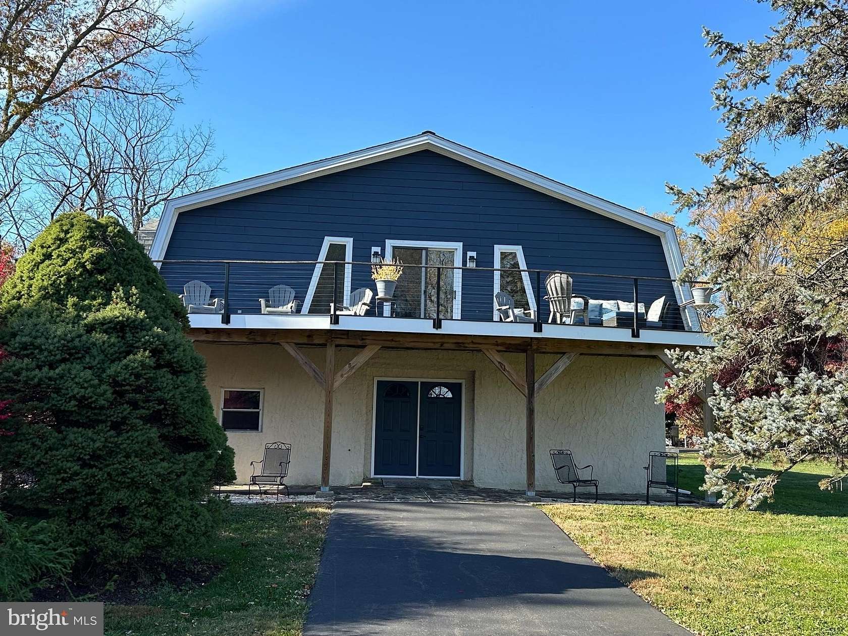 10 Acres of Land with Home for Lease in New Hope, Pennsylvania