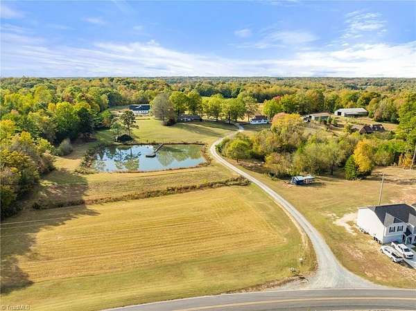 10 Acres of Land for Sale in Clemmons, North Carolina