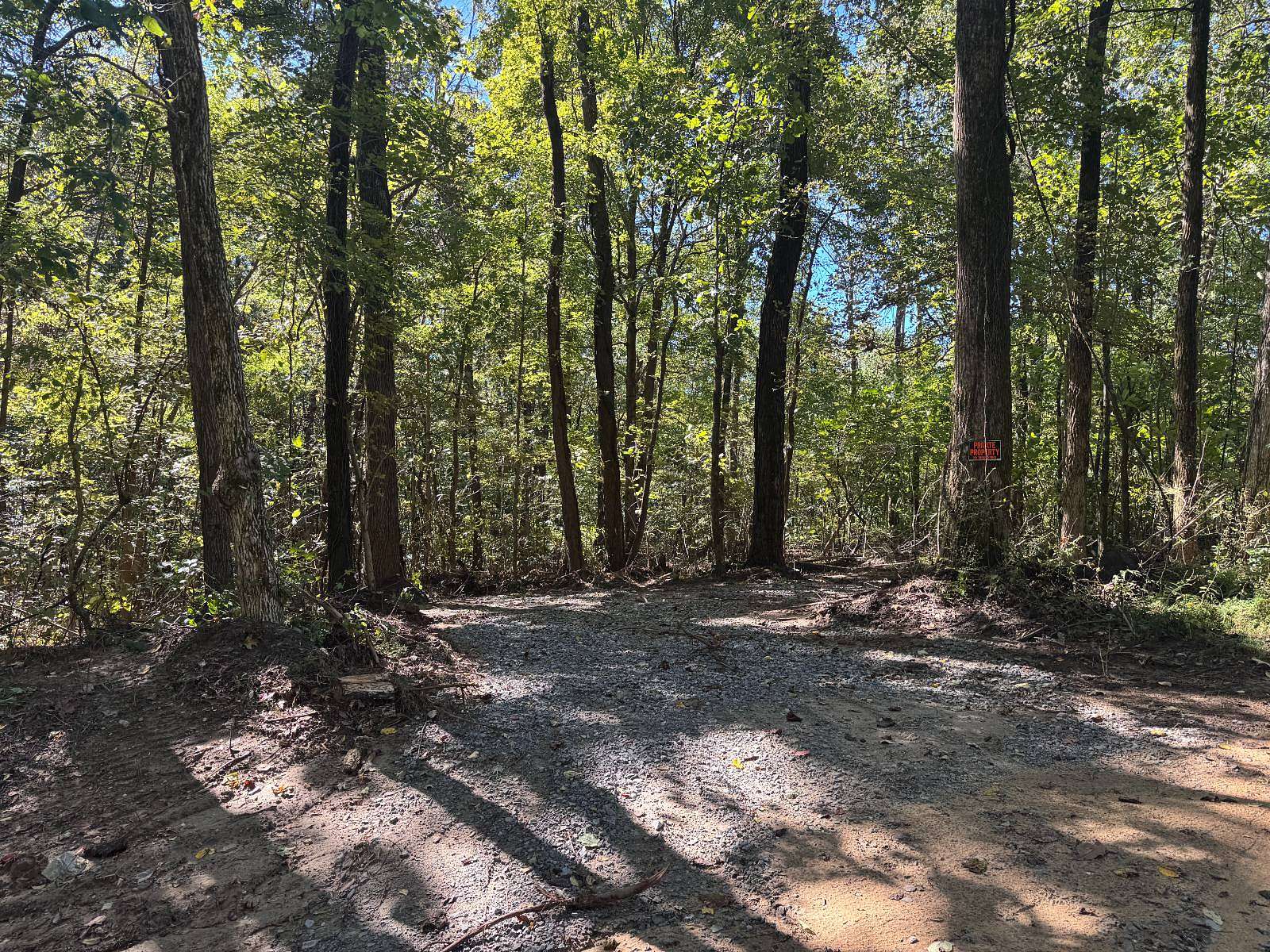 10 Acres of Recreational Land for Sale in Rosiclare, Illinois