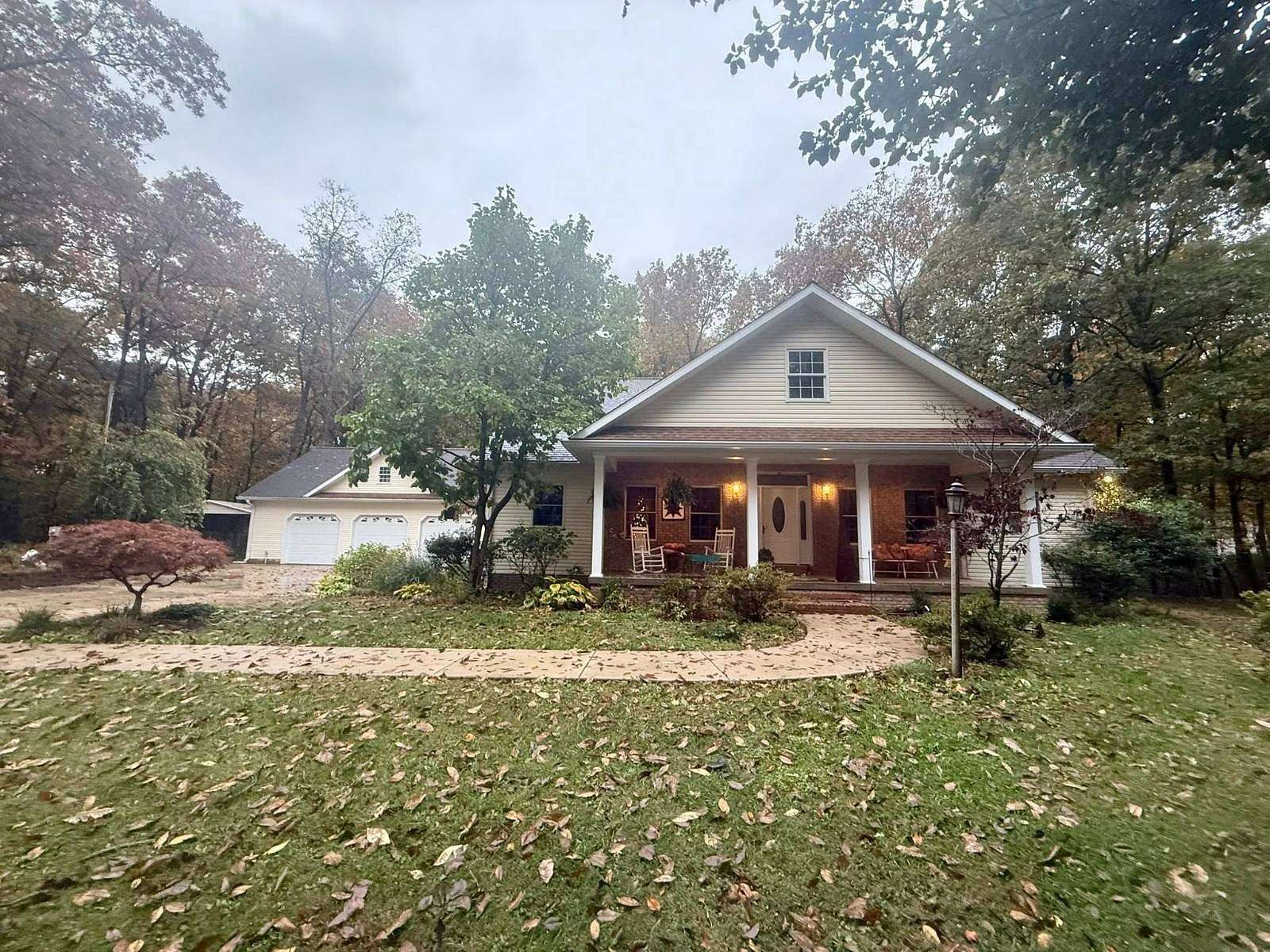 3.25 Acres of Residential Land with Home for Sale in Robinson, Illinois