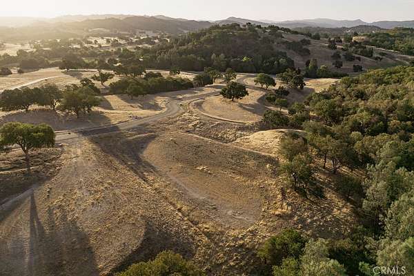 1.29 Acres of Residential Land for Sale in Santa Margarita, California