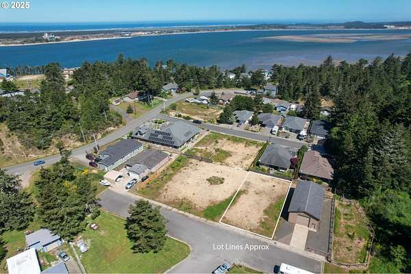 0.14 Acres of Residential Land for Sale in Coos Bay, Oregon