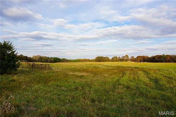 50 Acres of Commercial Land for Sale in St. James, Missouri