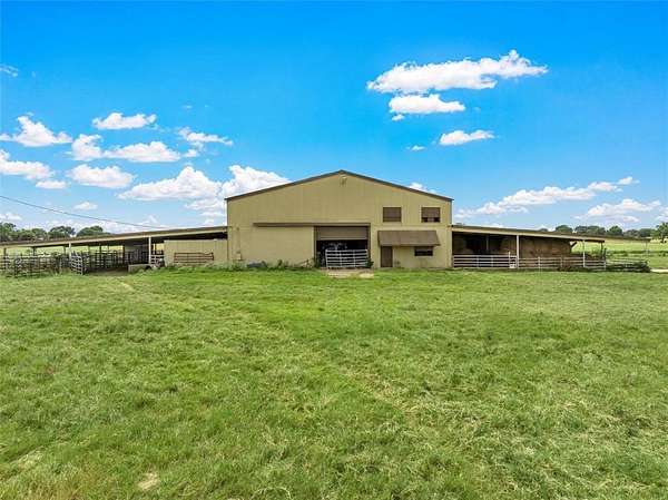 180 Acres of Land with Home for Sale in Aquilla, Texas