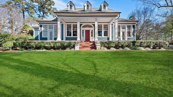 13 Acres of Land with Home for Sale in Columbia, Mississippi