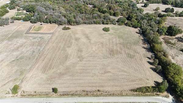 2 Acres of Residential Land for Sale in Aubrey, Texas