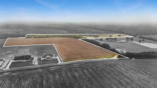 19.6 Acres of Land for Sale in Wolfe City, Texas