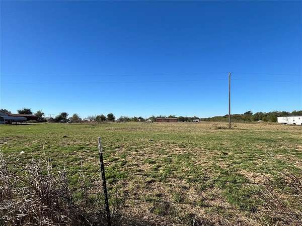 3 Acres of Residential Land for Sale in Terrell, Texas
