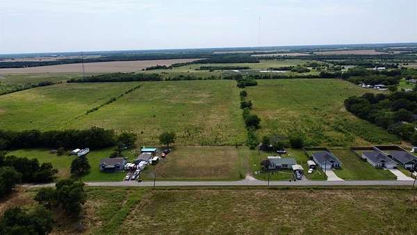 47 Acres of Land for Sale in Greenville, Texas