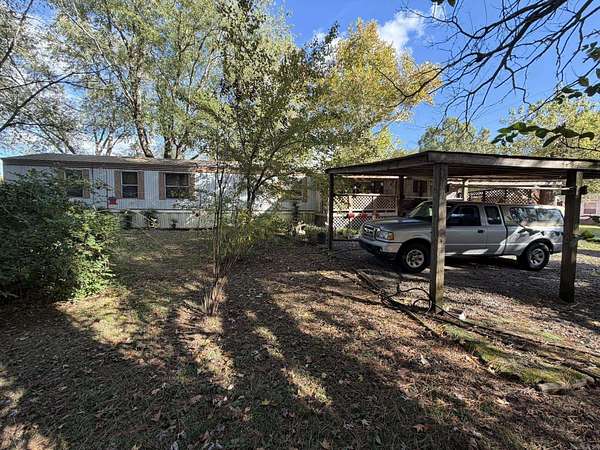 1.5 Acres of Residential Land with Home for Sale in McRae, Arkansas