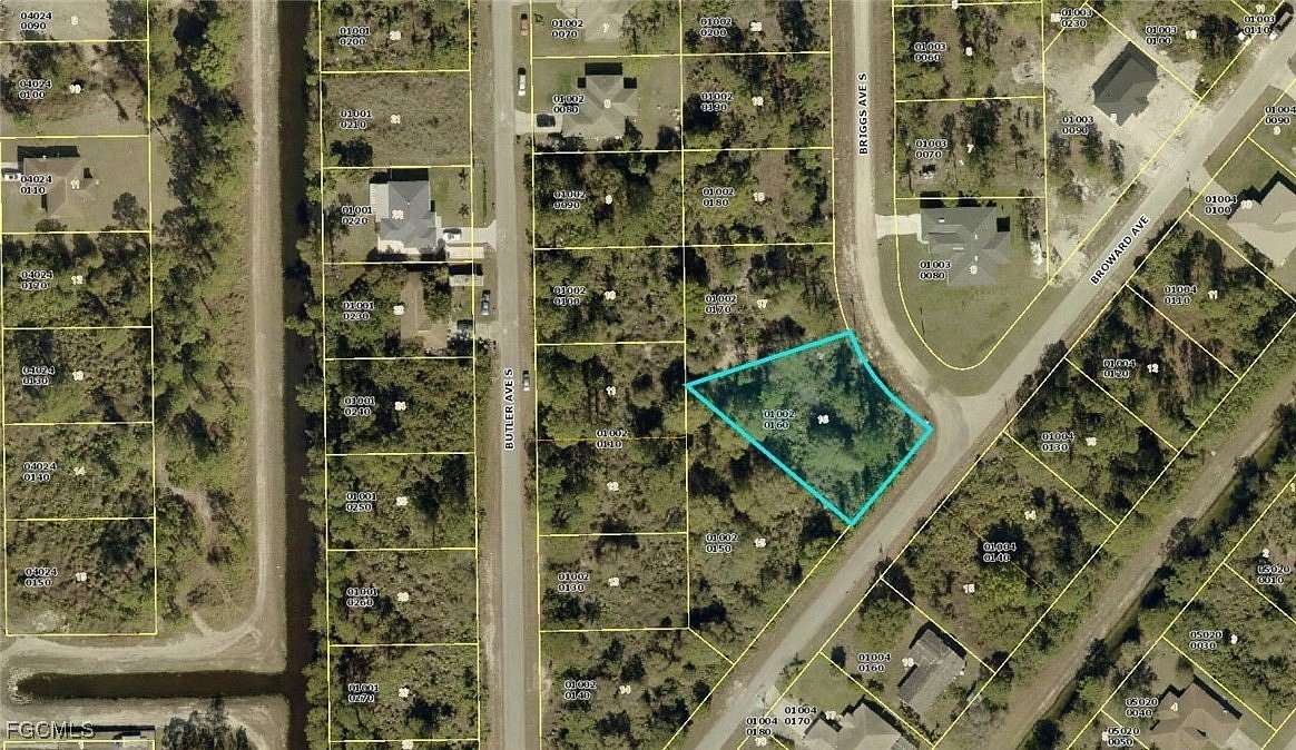 0.36 Acres of Residential Land for Sale in Lehigh Acres, Florida