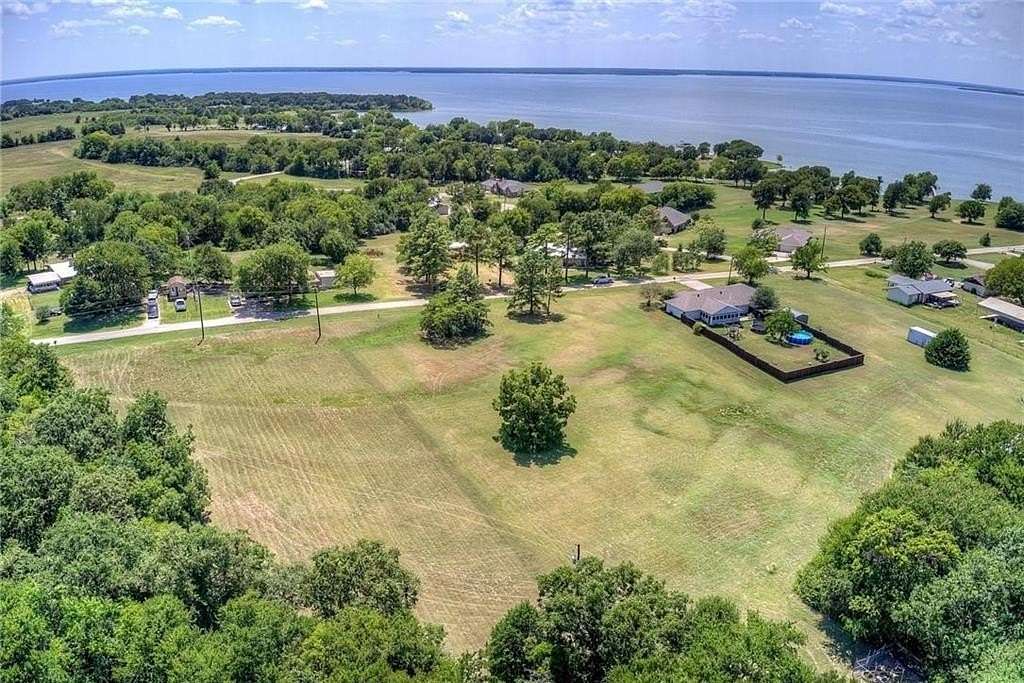 1.83 Acres of Residential Land for Sale in East Tawakoni, Texas