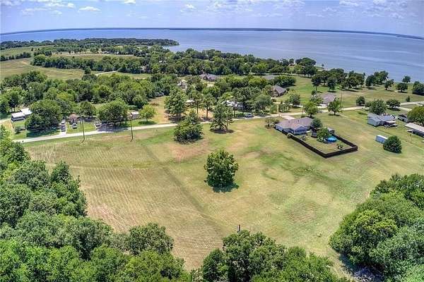 1.83 Acres of Residential Land for Sale in East Tawakoni, Texas
