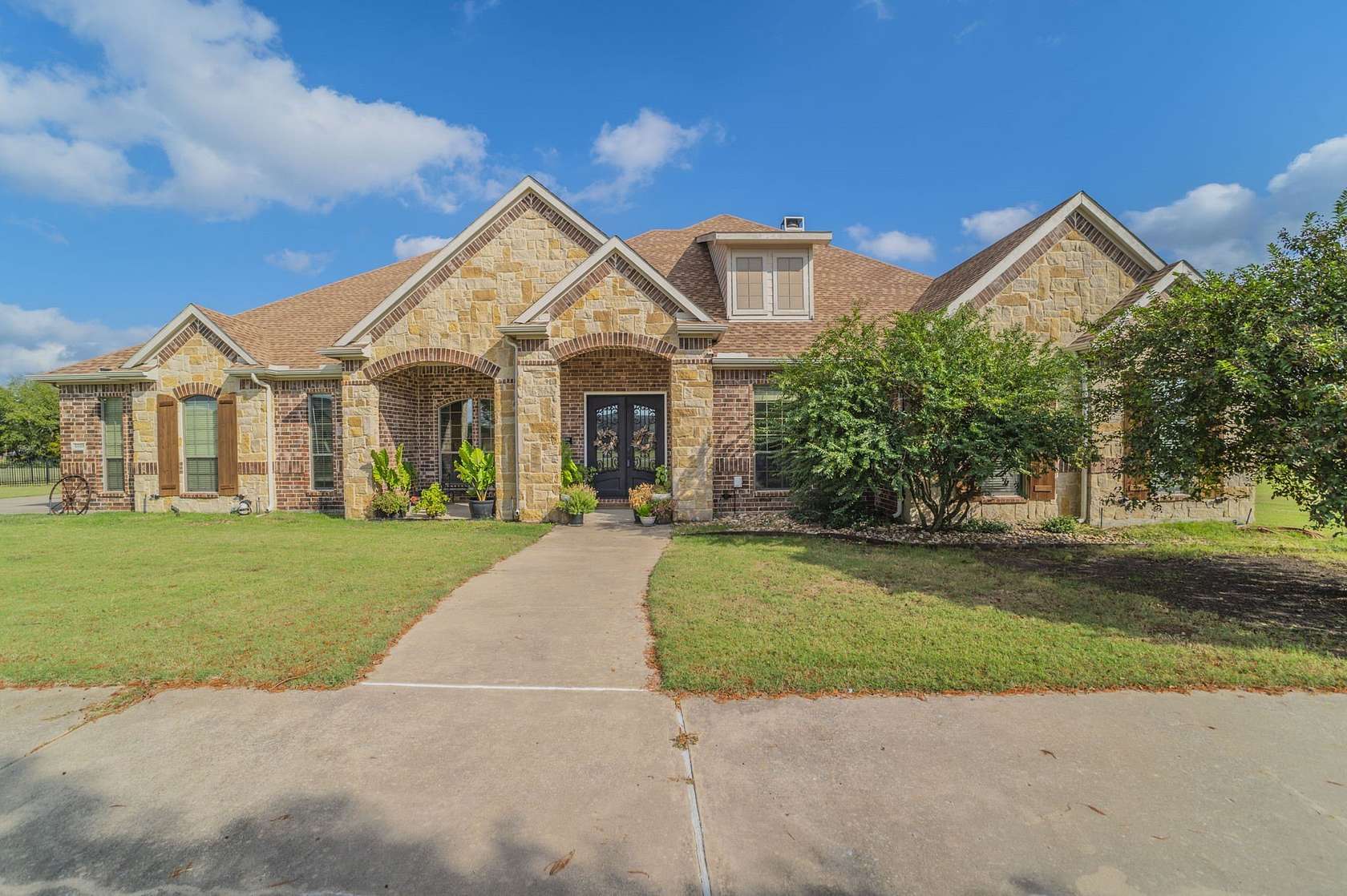 1.64 Acres of Land with Home for Sale in Royse City, Texas