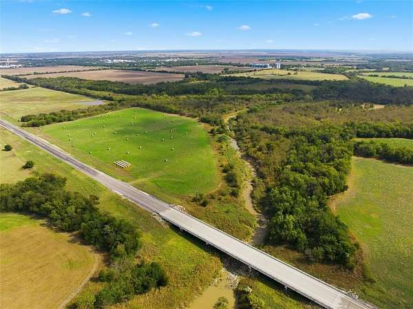 23.1 Acres of Recreational Land & Farm for Sale in Rosebud, Texas