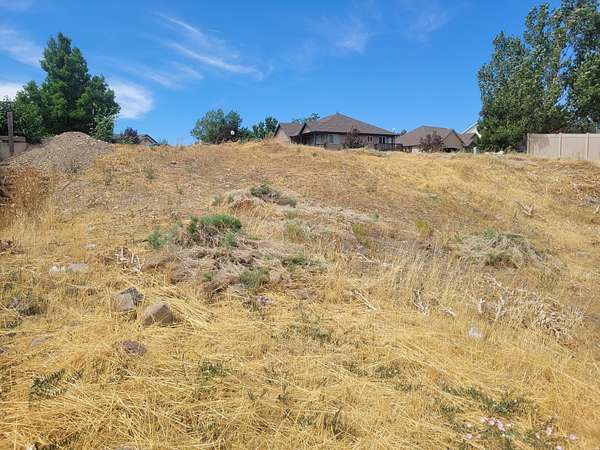 0.26 Acres of Residential Land for Sale in Santaquin, Utah